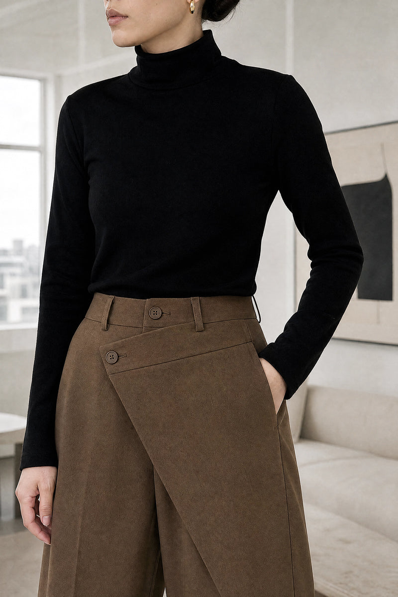 Naomi | Layered Wide-Leg Pants in Brown, fabric close-up