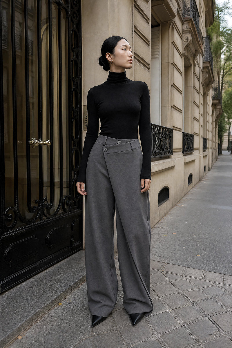 SOFAINE-V7-LIFE-Naomi | Layered Wide-Leg Pants in Grey, street-style view