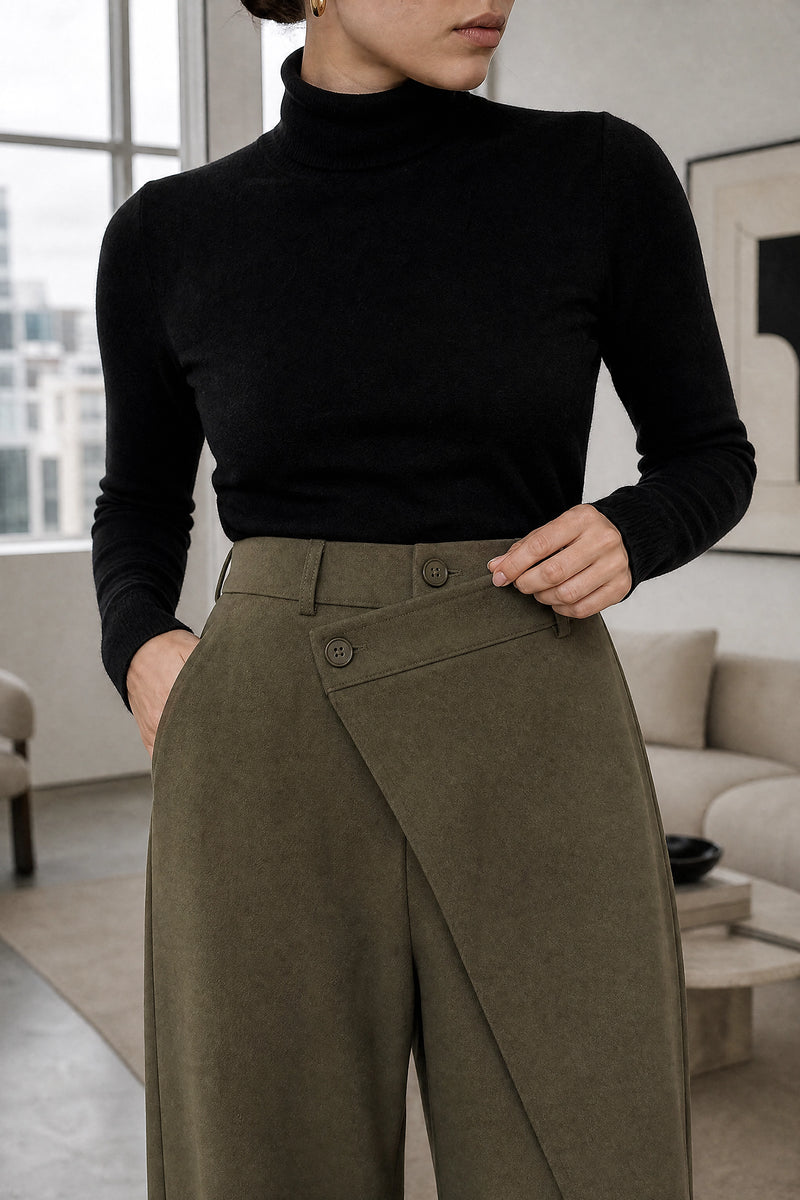 Naomi | Layered Wide-Leg Pants in Olive, fabric close-up