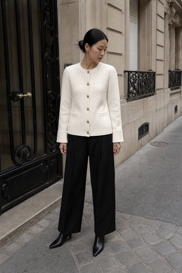 Nicole | Klassisk Cardigan med Knapper i Elfenben, gadelook