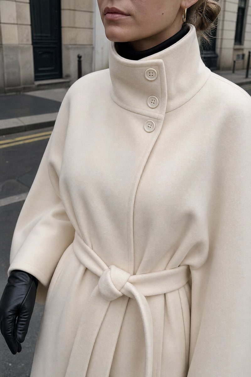 SOFAINE-V7-LIFE-Payton | Belted Cape Coat in Beige, detail close-up