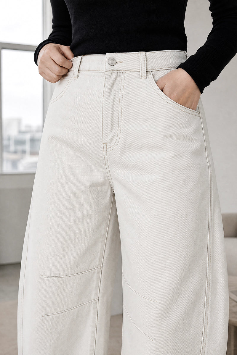 Persephone | Wide-Leg Trousers in White, fabric close-up
