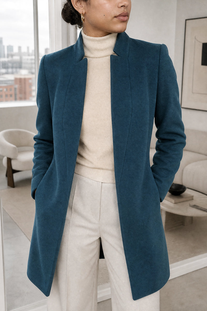 Petra | Wool-Feel Coat in Green, fabric close-up