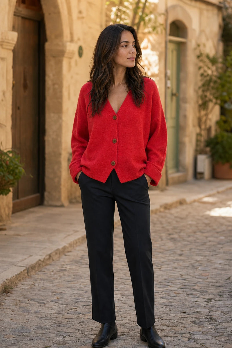 SOFAINE-V7-LIFE-Ramona | Button-Front Cardigan in Red, street-style view