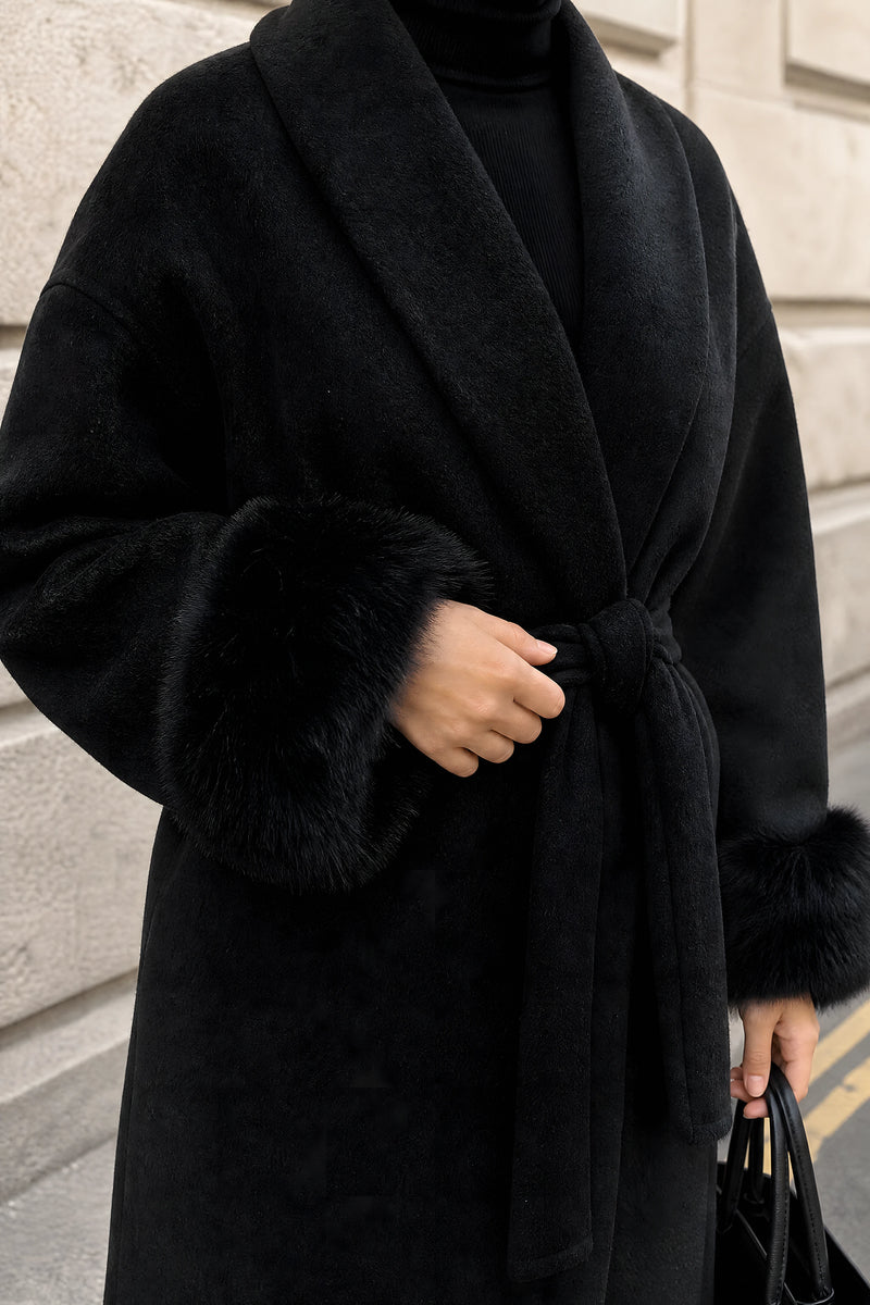 SOFAINE-V7-LIFE-Remi | Faux-Fur Wrap Coat in Black, detail close-up