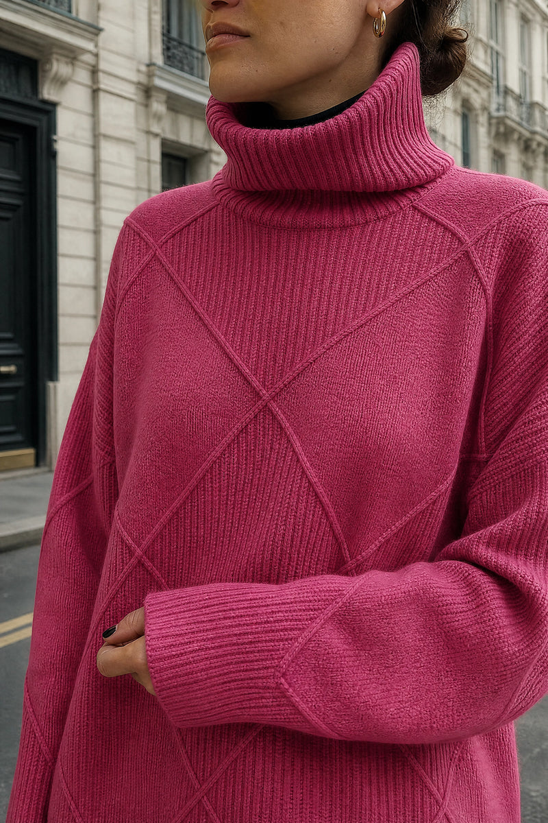 SOFAINE-V7-LIFE-Sabrina | Turtleneck Sweater in Rose, detail close-up
