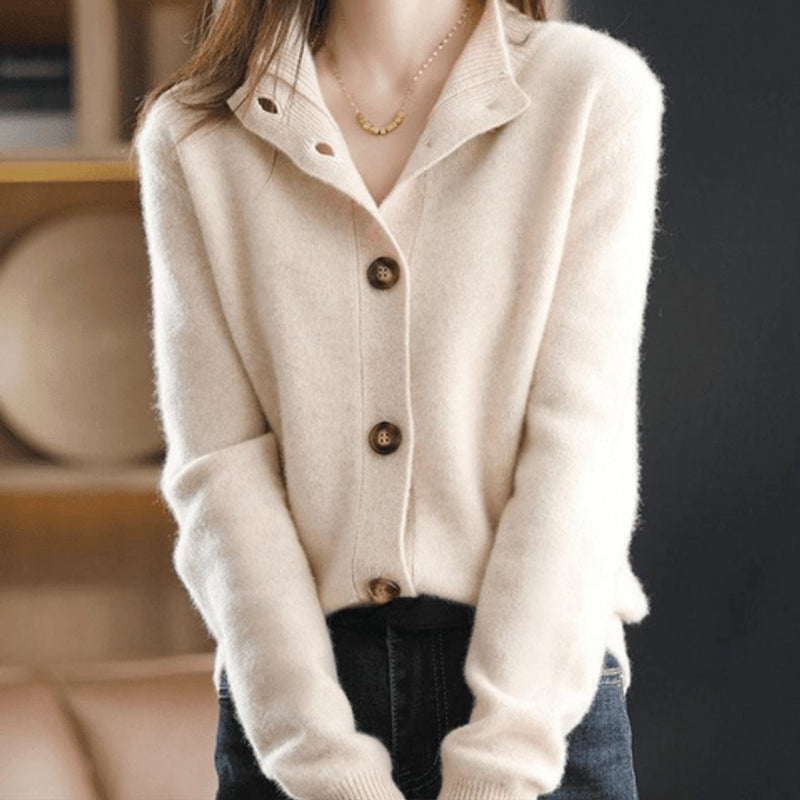 Astrid | Cardigan med ribkrave i Beige, forfra