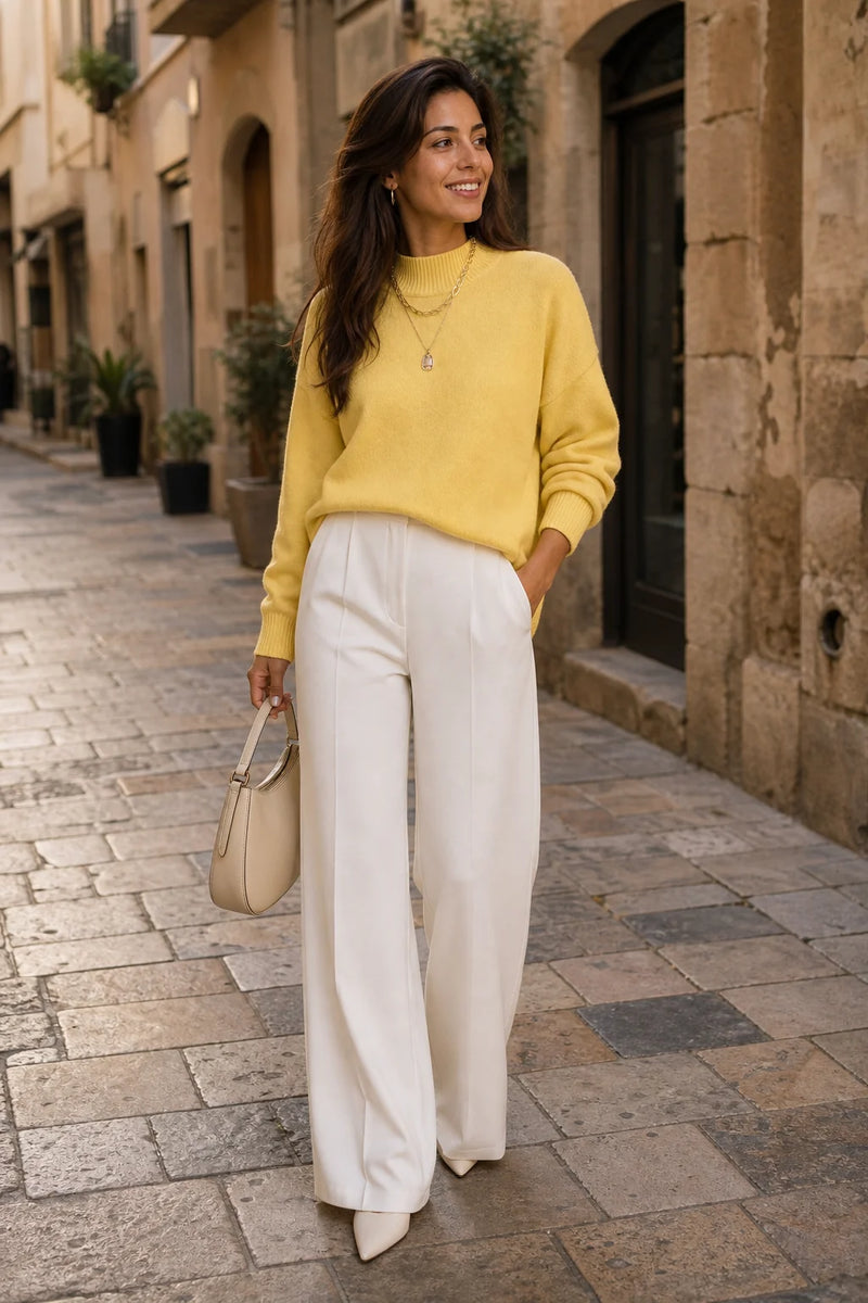 SOFAINE-V7-LIFE-Aubrey | Oversized Mock-Neck Sweater in Yellow, street-style view