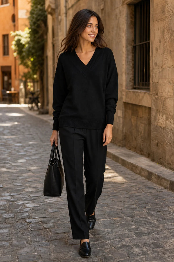 SOFAINE-V7-LIFE-Avery | Cashmere-Feel V-Neck Sweater in Black, street-style view