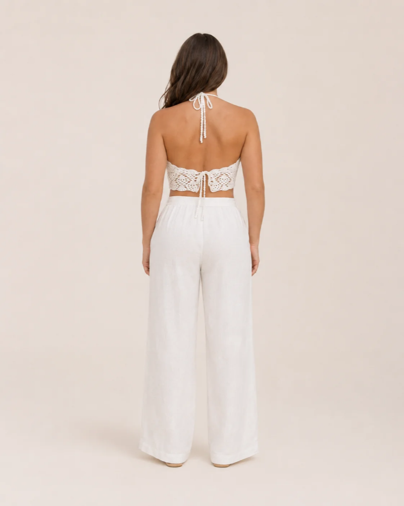 Bailey | Crop top i hækling i Hvid, bagfra