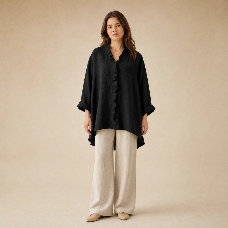Eliana | Hørlook Flæsebluse i Sort, studie forfra