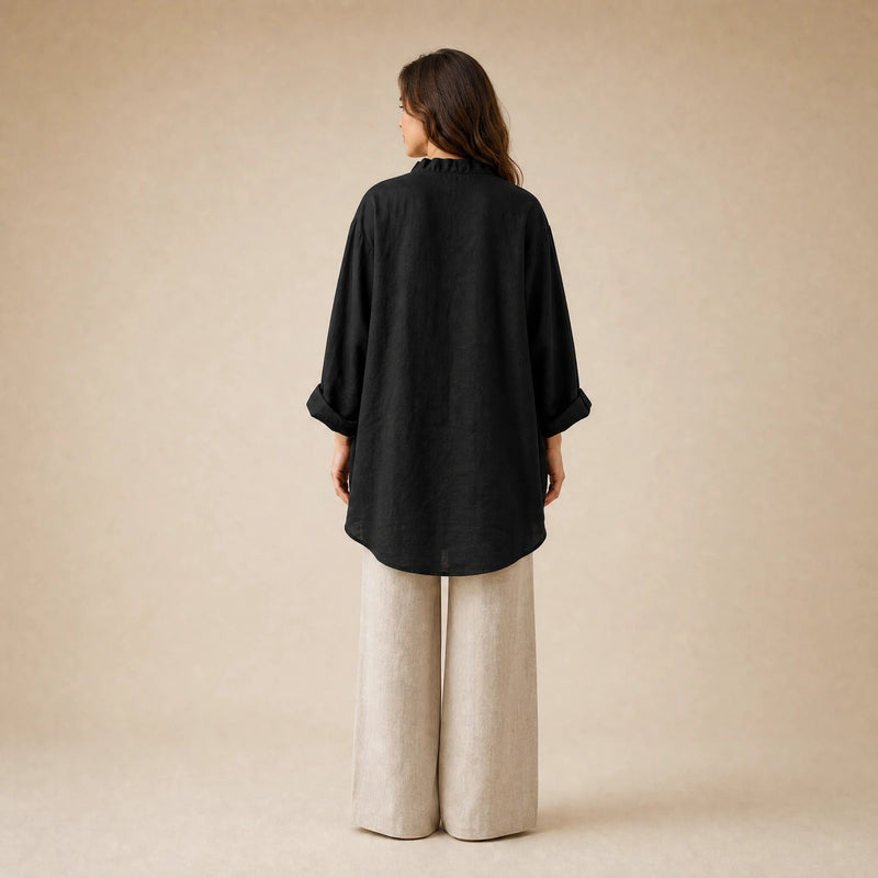 Eliana | Hørlook Flæsebluse i Sort, studie fra siden