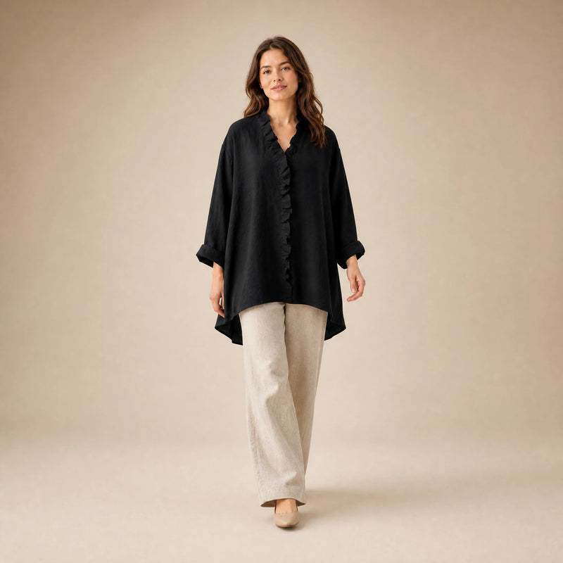Eliana | Hørlook Flæsebluse i Sort, studie bagfra