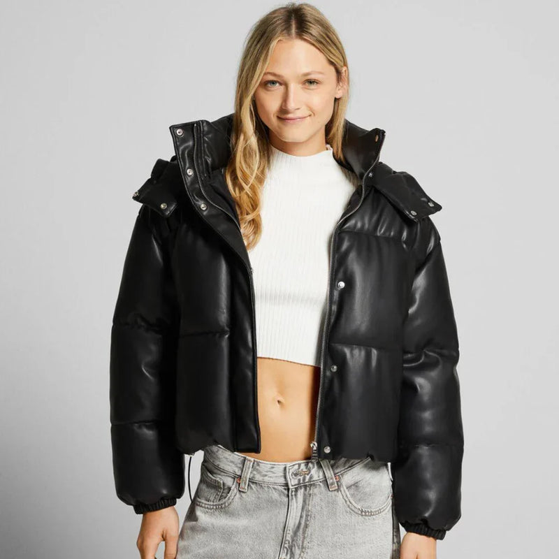 Elin | Cropped pufferjakke med høj krave i Sort, styling