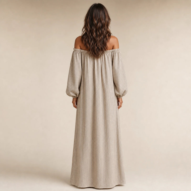 Lucia | Skulderfri Maxikjole i Beige, studie fra siden