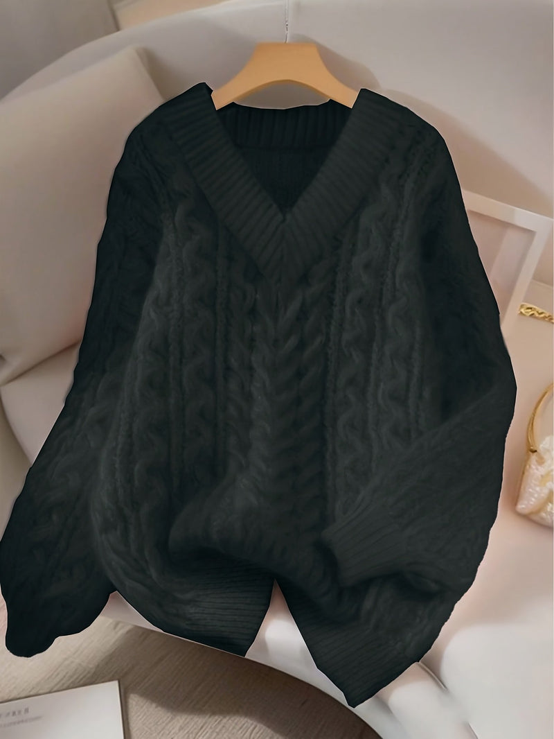 Maja | V-hals Sweater i Cableknit i Sort, flat lay