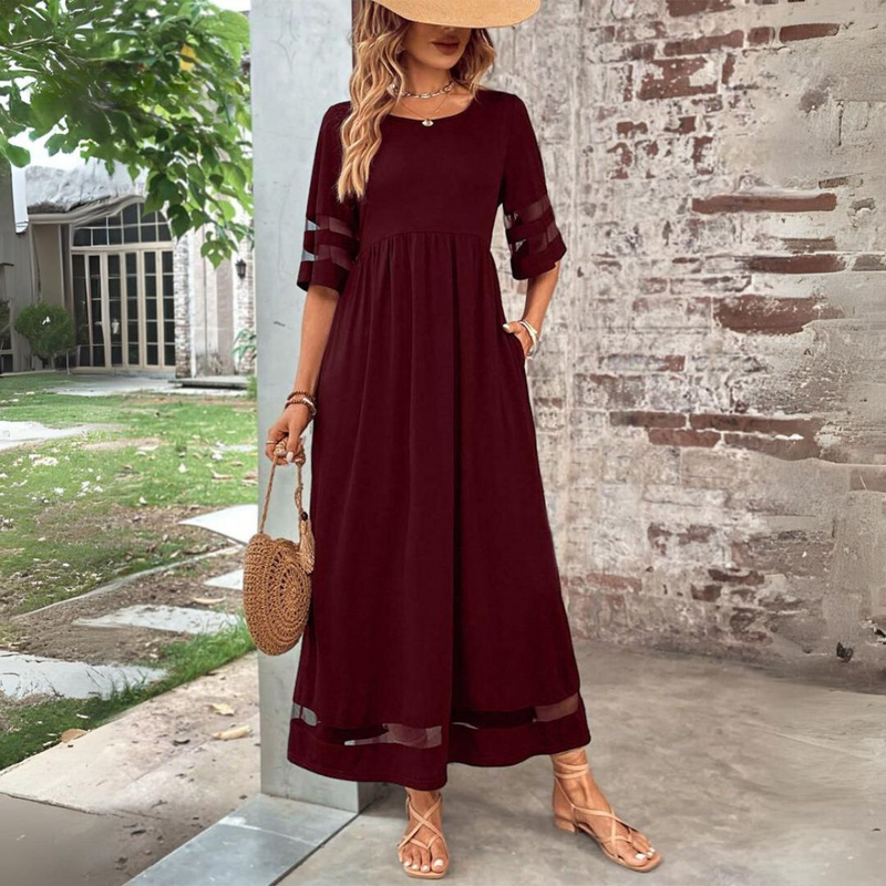Maria | Maxikjole med Meshkant i Bordeaux, forfra