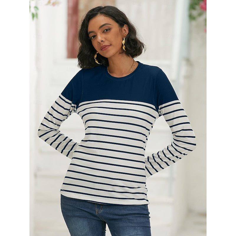 Noelle | Stribet top i Blå, styling