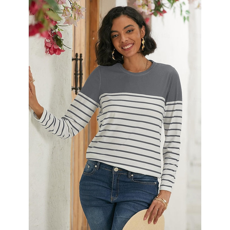 Noelle | Stribet top i Grå, styling