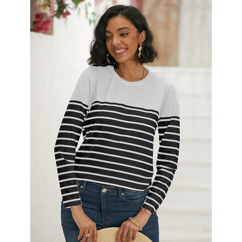 Noelle | Stribet top i Hvid, styling