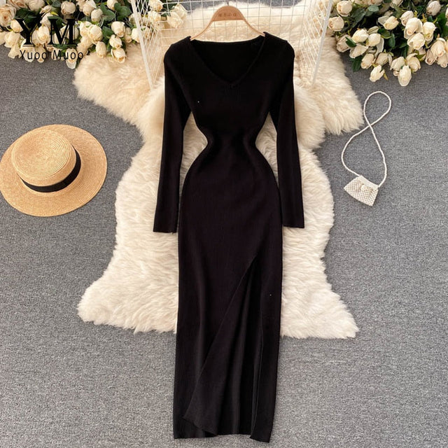 Nora | Ribstrikket bodycon-maxikjole i Sort, forfra