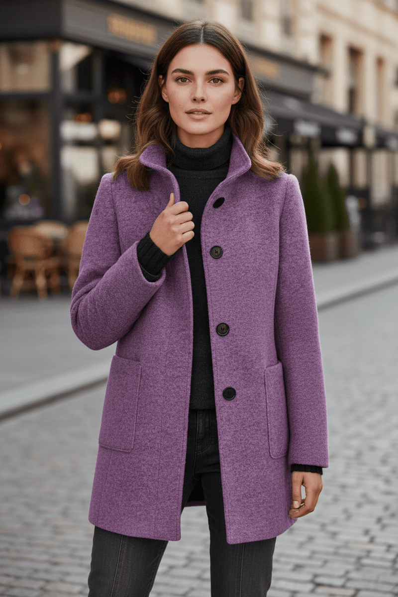 Patricia | Uld-look Bouclé Frakke i Khaki, bagfra