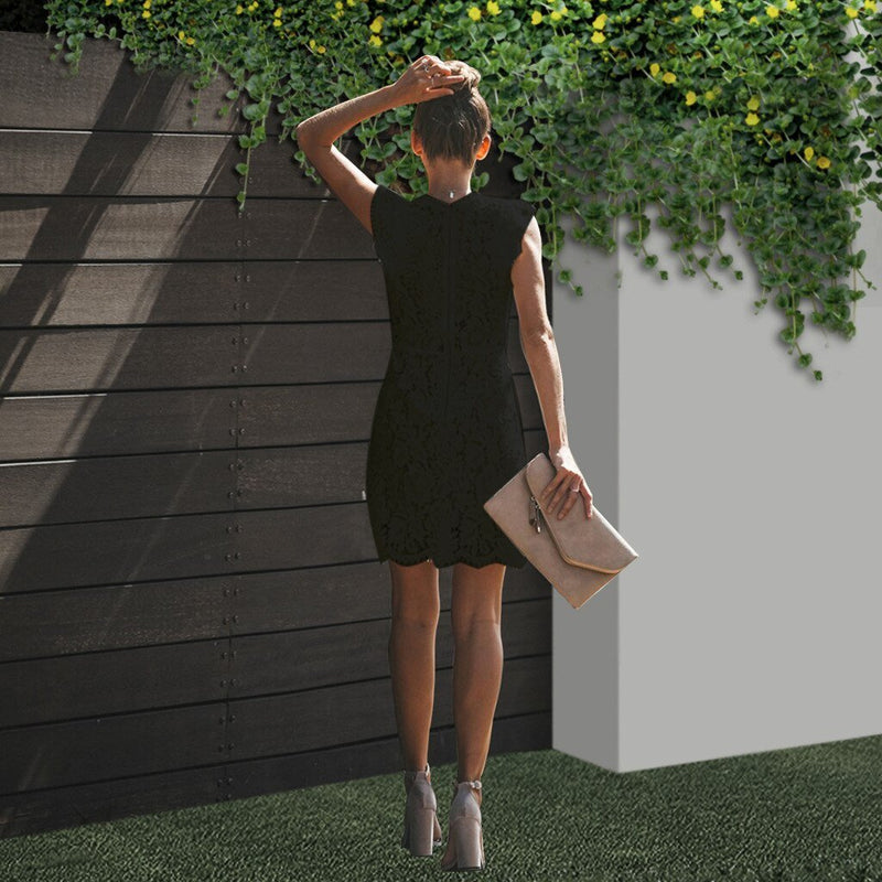 Petra | Blomsterblonde Sheath-kjole i Sort, bagfra