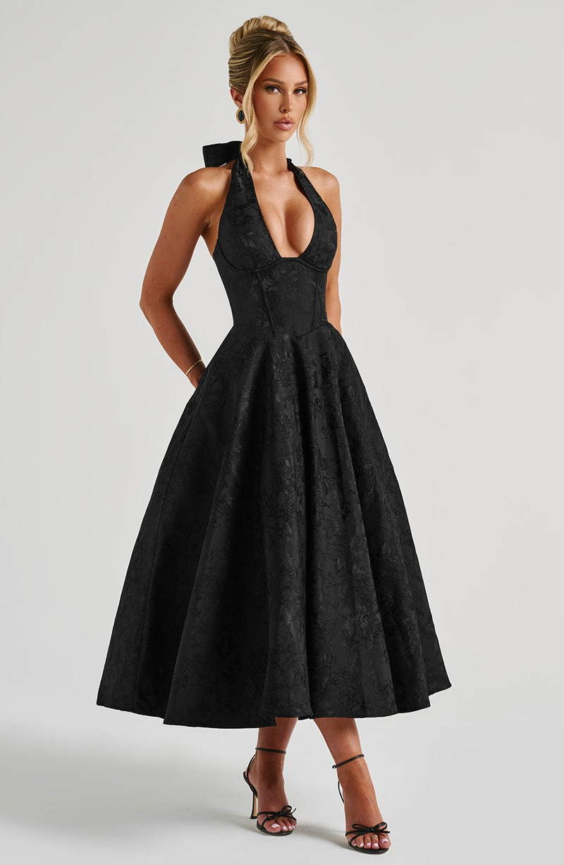Selma | Jacquard Halterkjole i Sort, forfra