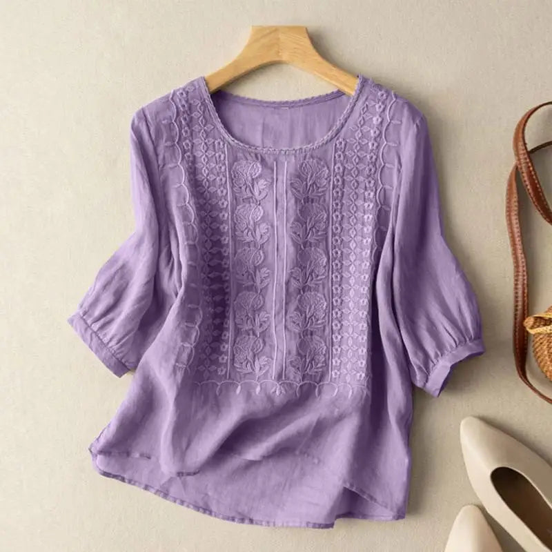 Sine | Broderet bluse i Gullime, forfra