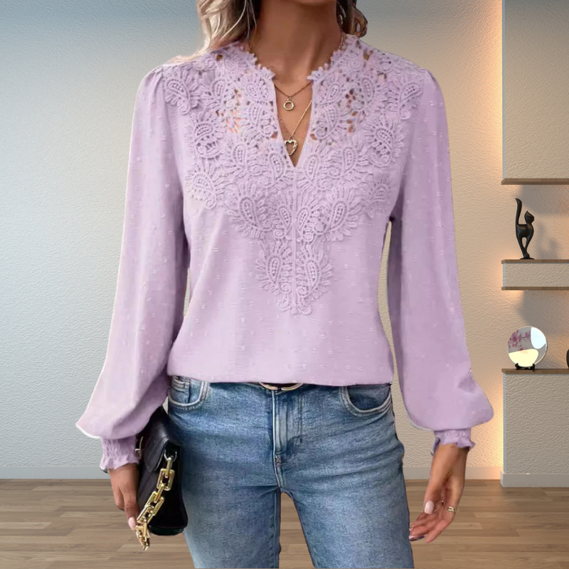 Vera | Blondepanel Bluse i Syrenlilla, forfra