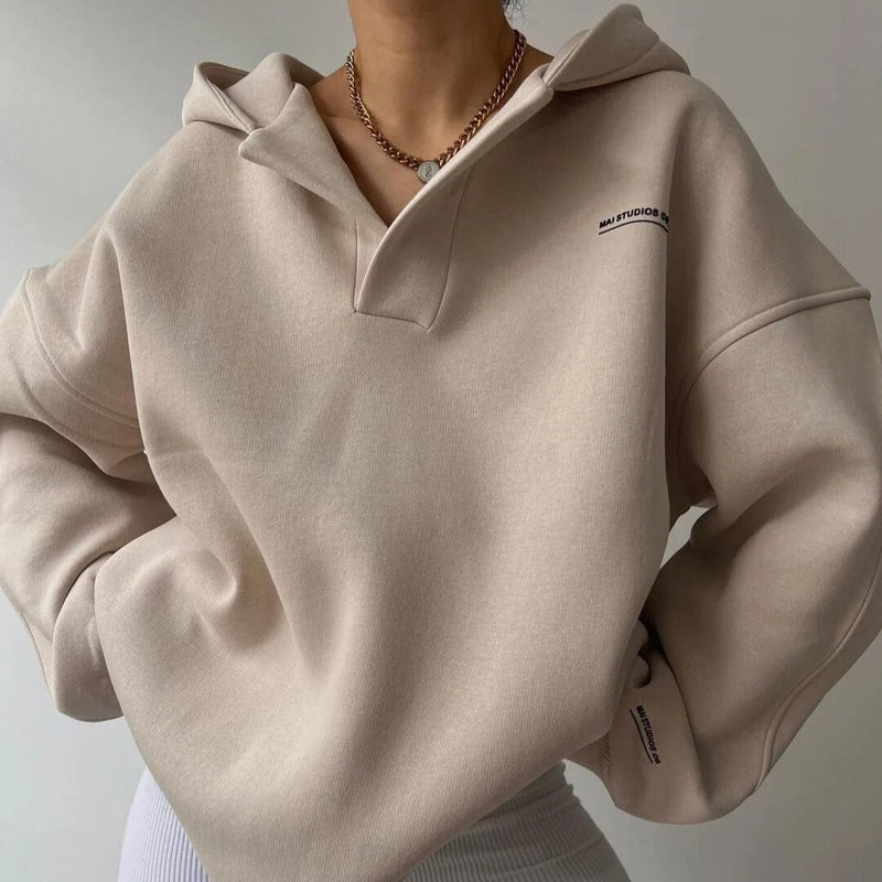 Vibeke | Oversize Hættetrøje med Krave i Beige, nærbillede