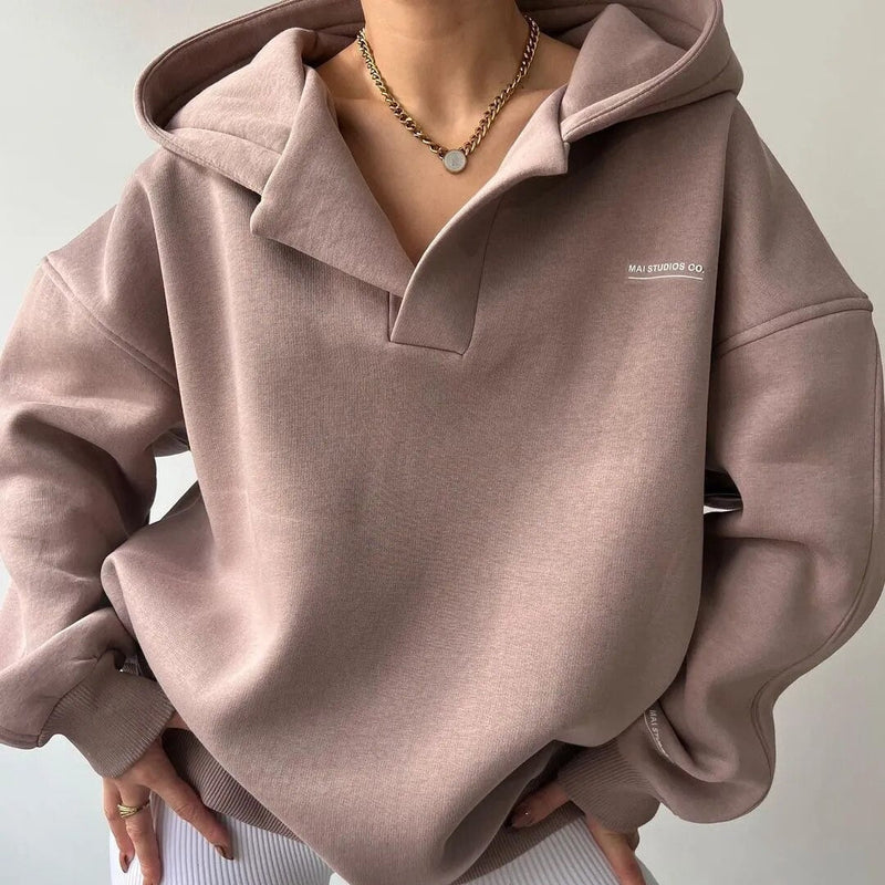 Vibeke | Oversize Hættetrøje med Krave i Rosa, nærbillede