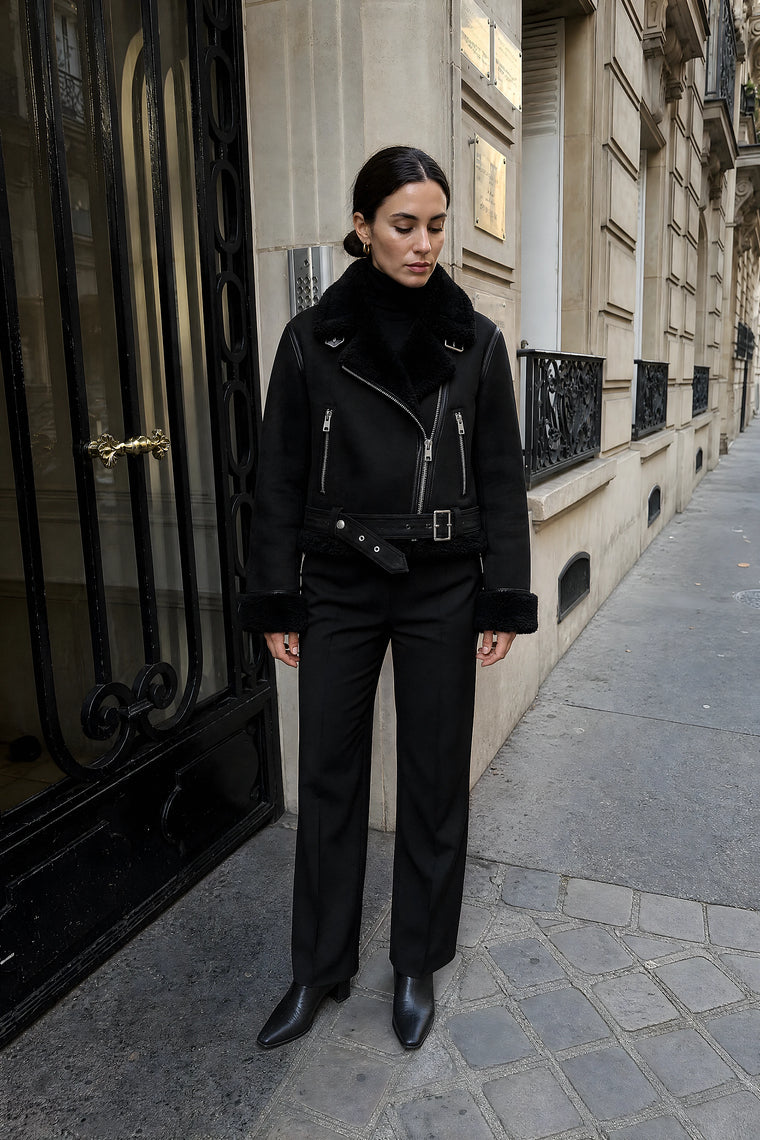 SOFAINE-V7-LIFE-Tallulah | Sherpa Biker Jacket in Black, street style